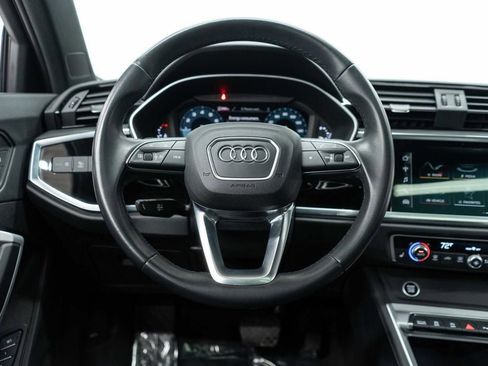 Used 2023 Audi Q3 2.0T Premium image 16