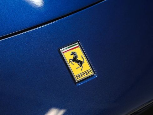 Certified 2025 Ferrari Roma Spider image 7
