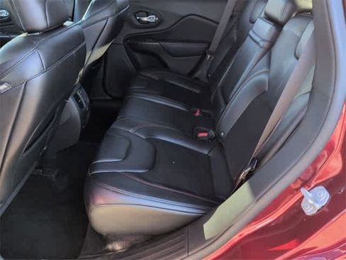 Used 2019 Jeep Cherokee Trailhawk w/ Comfort/Convenience Group image 26