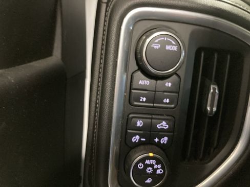 Used 2021 Chevrolet Silverado 2500 LTZ w/ Z71 Chrome Sport Edition AWD/4WD image 18
