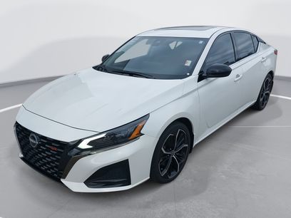 Used 2023 Nissan Altima 2.5 SR w/ SR Premium Package