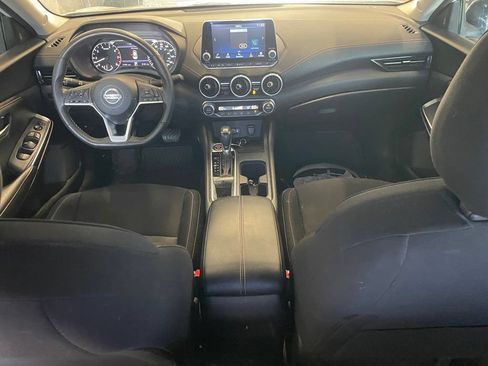 Certified 2023 Nissan Sentra SR w/ Electronics Package FWD image 11