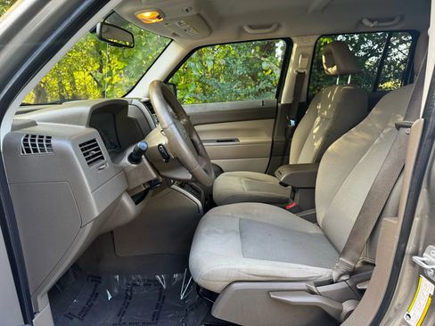 Used 2007 Jeep Patriot Sport image 14