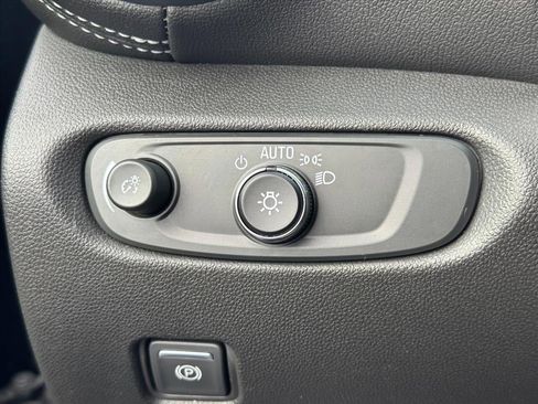 Certified 2023 Chevrolet Blazer LT w/ Convenience Package image 14