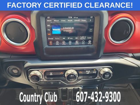 Used 2021 Jeep Wrangler Unlimited Rubicon AWD/4WD image 13