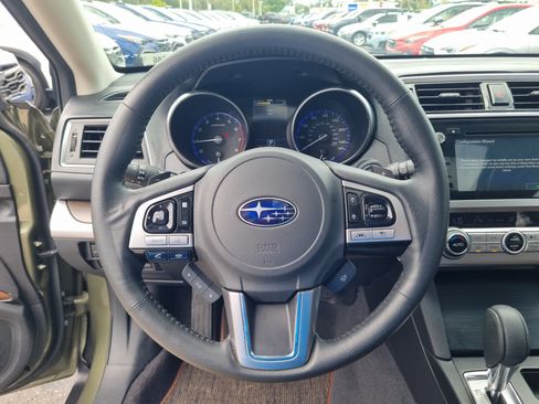 Used 2017 Subaru Outback 2.5i Touring w/ Popular Package #5A AWD/4WD image 27