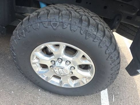 Used 2022 RAM 2500 Laramie AWD/4WD image 18