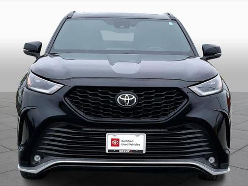 Certified 2024 Toyota Highlander XSE image 4