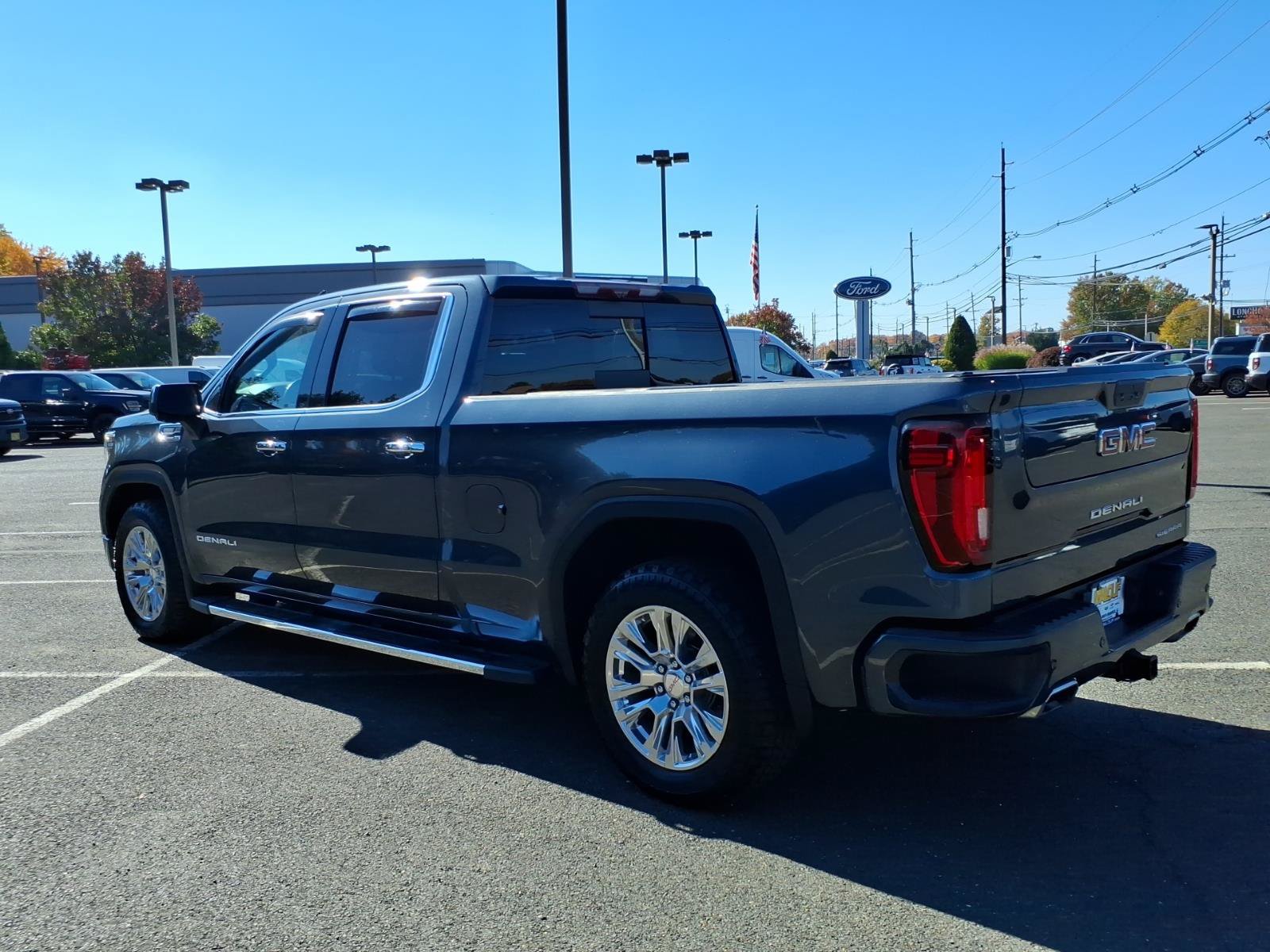 Used 2020 GMC Sierra 1500 Denali w/ Technology Package AWD/4WD image 4