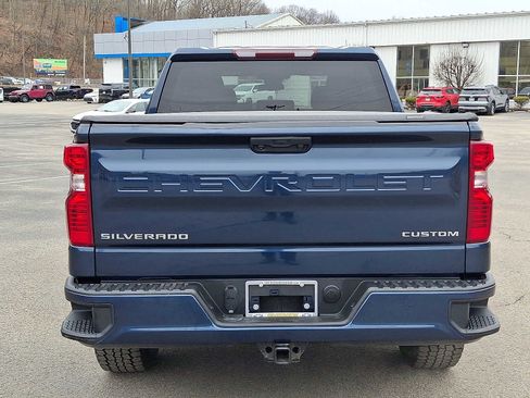 Used 2023 Chevrolet Silverado 1500 Custom image 5