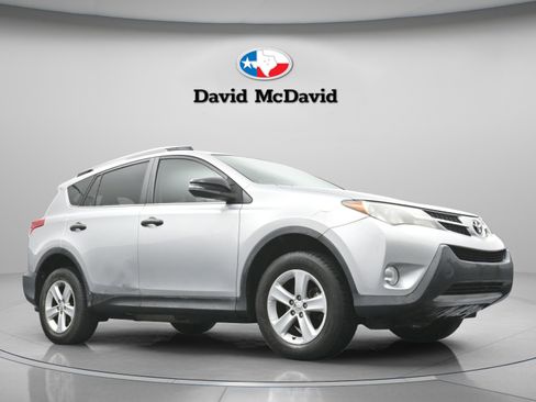 Used 2013 Toyota RAV4 XLE FWD image 27