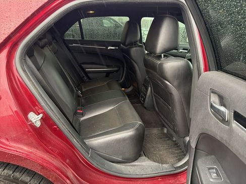 Used 2018 Chrysler 300 S w/ Safetytec Plus Group image 5