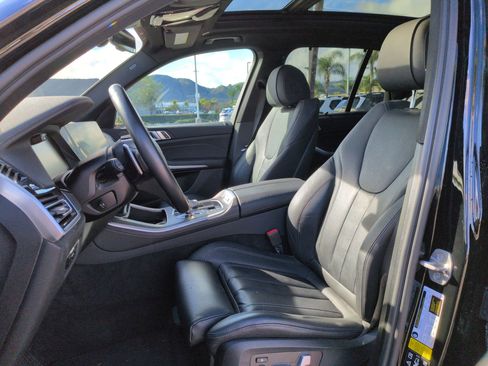 Certified 2022 BMW X5 xDrive40i w/ Executive Package image 16