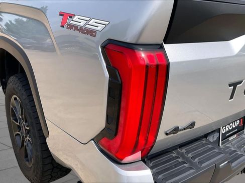 Used 2022 Toyota Tundra SR5 AWD/4WD image 27