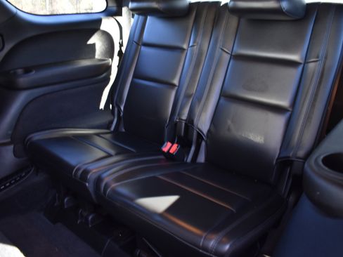 Used 2016 Dodge Durango Limited w/ Nav & Power Liftgate Group image 29