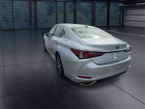 Certified 2022 Lexus ES 350 w/ Premium Package image 7