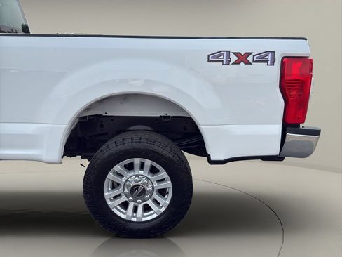 Used 2019 Ford F250 XLT AWD/4WD image 23