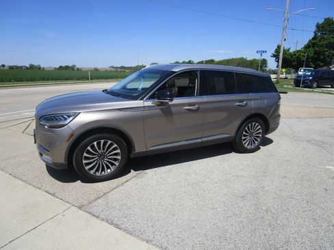 Used 2020 Lincoln Aviator Reserve w/ Equipment Group 201A AWD/4WD image 1
