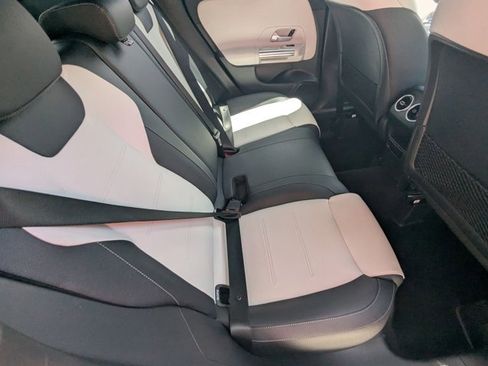 Certified 2022 Mercedes-Benz GLA 250 image 19