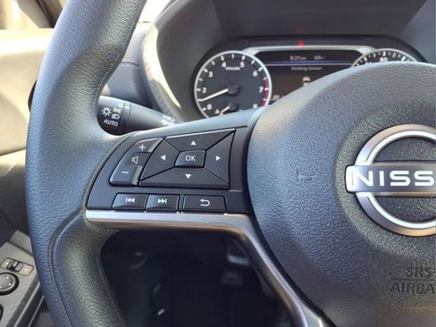 Used 2025 Nissan Sentra SV w/ Trunk Package FWD image 24