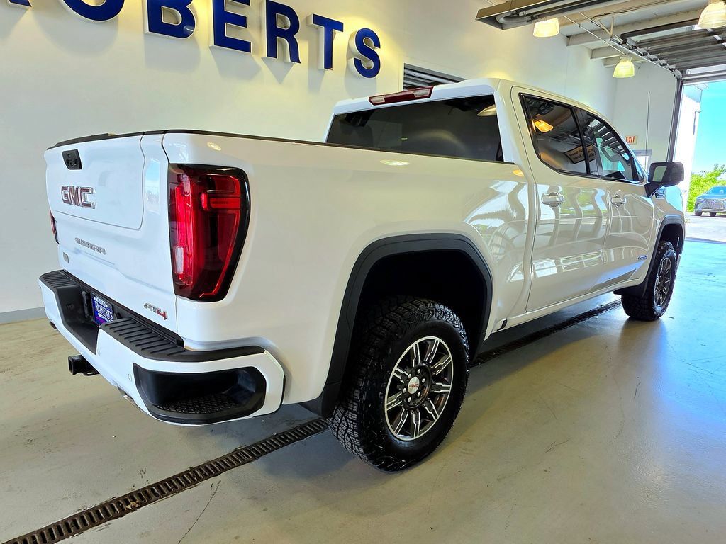 Used 2025 GMC Sierra 1500 AT4 AWD/4WD image 12