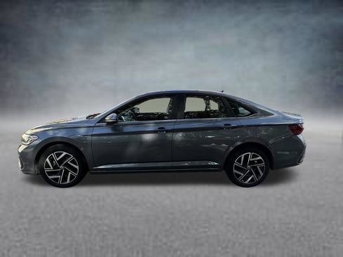 Used 2023 Volkswagen Jetta SEL FWD image 4