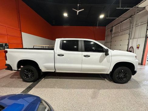 Used 2020 Chevrolet Silverado 1500 Custom Trail Boss w/ Custom Convenience Package image 4