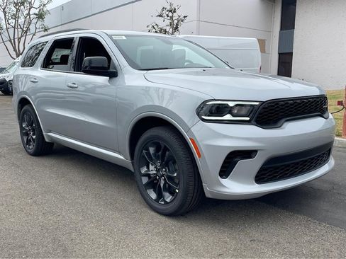 Used 2025 Dodge Durango GT w/ Blacktop Package image 7