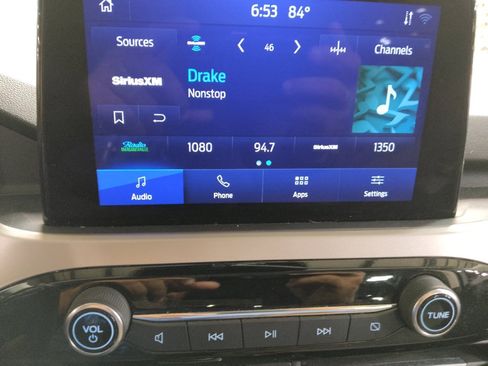 Used 2022 Ford Escape SE FWD image 25
