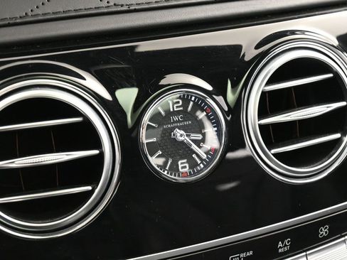 Used 2017 Mercedes-Benz Maybach S 600 image 26