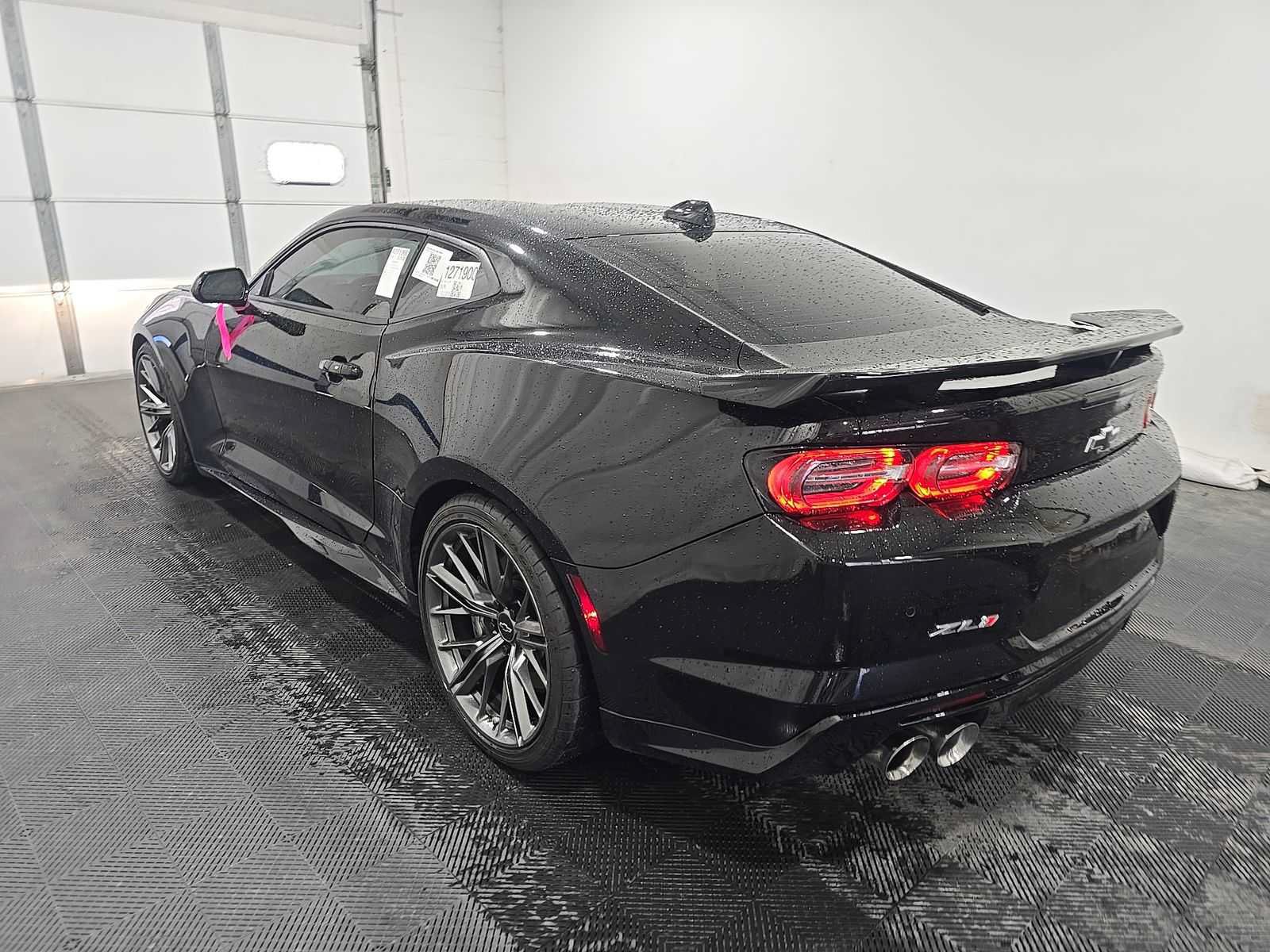 Used 2022 Chevrolet Camaro ZL1 RWD image 4