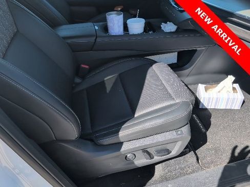 Used 2025 Nissan Murano Platinum image 9