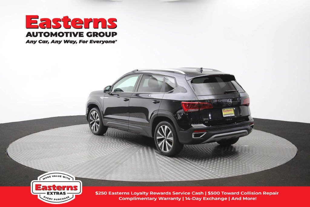 Used 2024 Volkswagen Taos SE FWD image 64