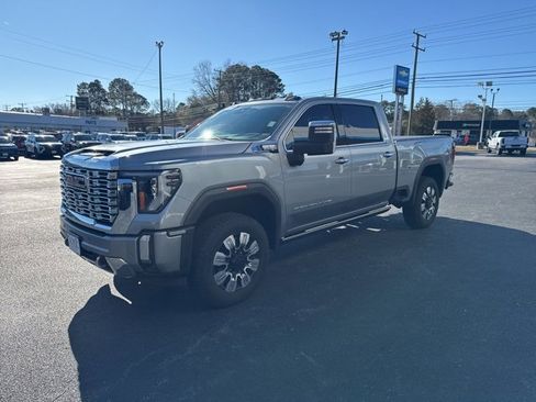 Used 2025 GMC Sierra 2500 Denali w/ Denali Reserve Package image 3