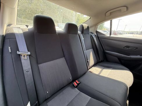 Used 2025 Nissan Sentra SV w/ All-Weather Package FWD image 10