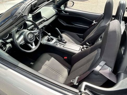 Used 2023 MAZDA MX-5 Miata Sport RWD image 12