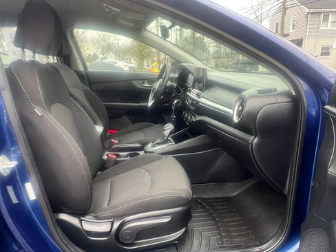 Used 2021 Kia Forte LXS FWD image 27