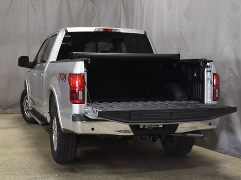 Used 2019 Ford F150 4x4 SuperCrew image 11