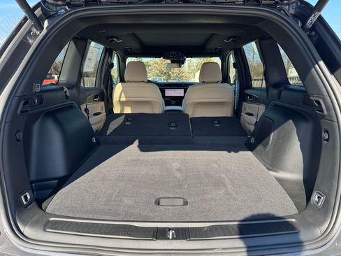 New 2026 Jeep Grand Cherokee Limited w/ Limited Altitude Package image 34