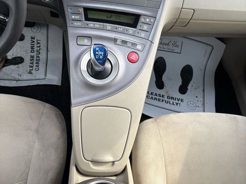 Used 2015 Toyota Prius Two image 29