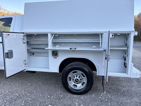 New 2025 Chevrolet Silverado 2500 W/T w/ WT Convenience Package image 24