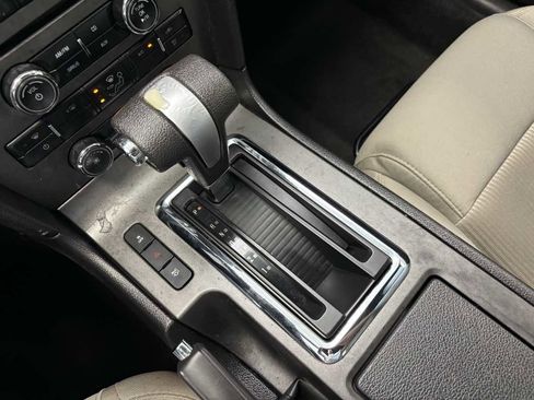 Used 2012 Ford Mustang Coupe RWD image 17