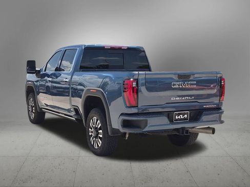 Used 2025 GMC Sierra 2500 Denali Ultimate AWD/4WD image 4
