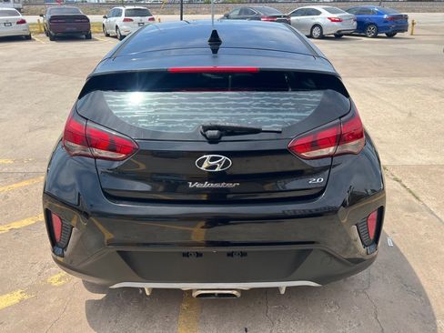 Used 2019 Hyundai Veloster 2.0 FWD image 6