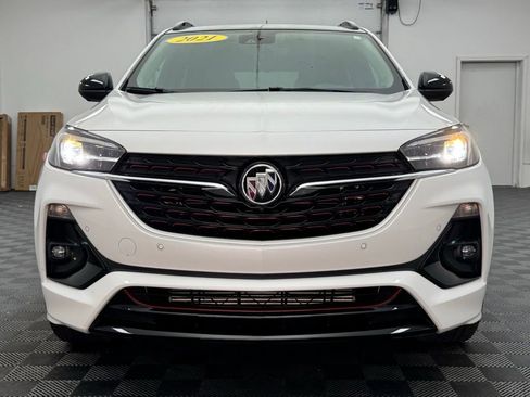 Used 2021 Buick Encore GX Essence w/ Advanced Technology Package FWD image 14