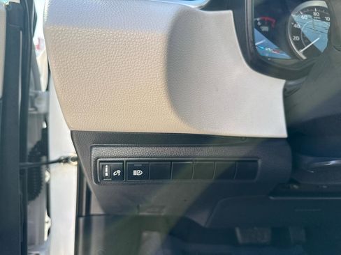 Used 2022 Toyota Corolla LE image 22