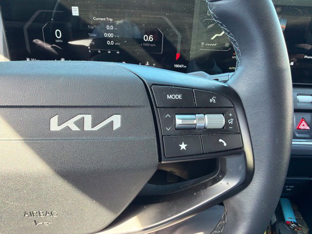 Used 2025 Kia K4 EX FWD image 26