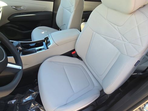 New 2026 Hyundai Tucson SE image 15