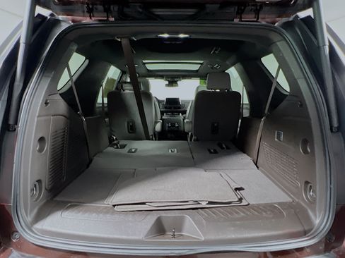 Used 2023 GMC Yukon SLT w/ Max Trailering Package AWD/4WD image 33