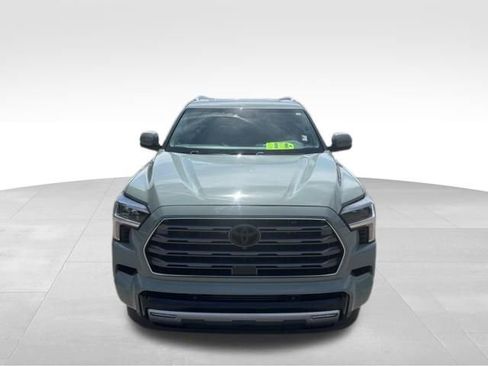 Used 2024 Toyota Sequoia Limited AWD/4WD image 8